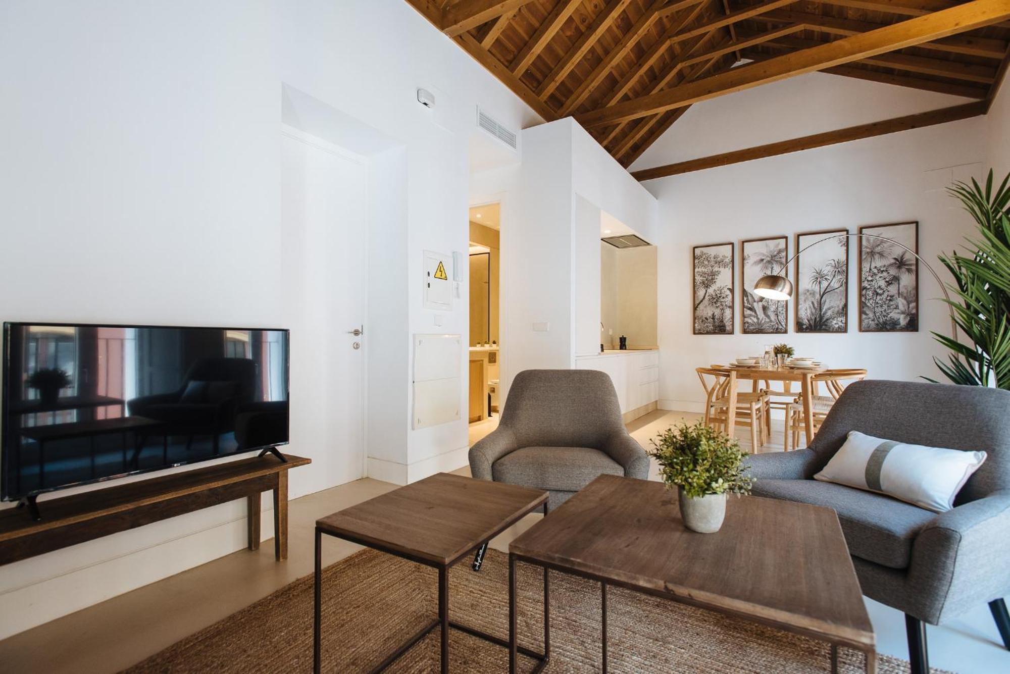 Eva Recommends Castellar Pool & Terrace Apartment Seville Exterior photo