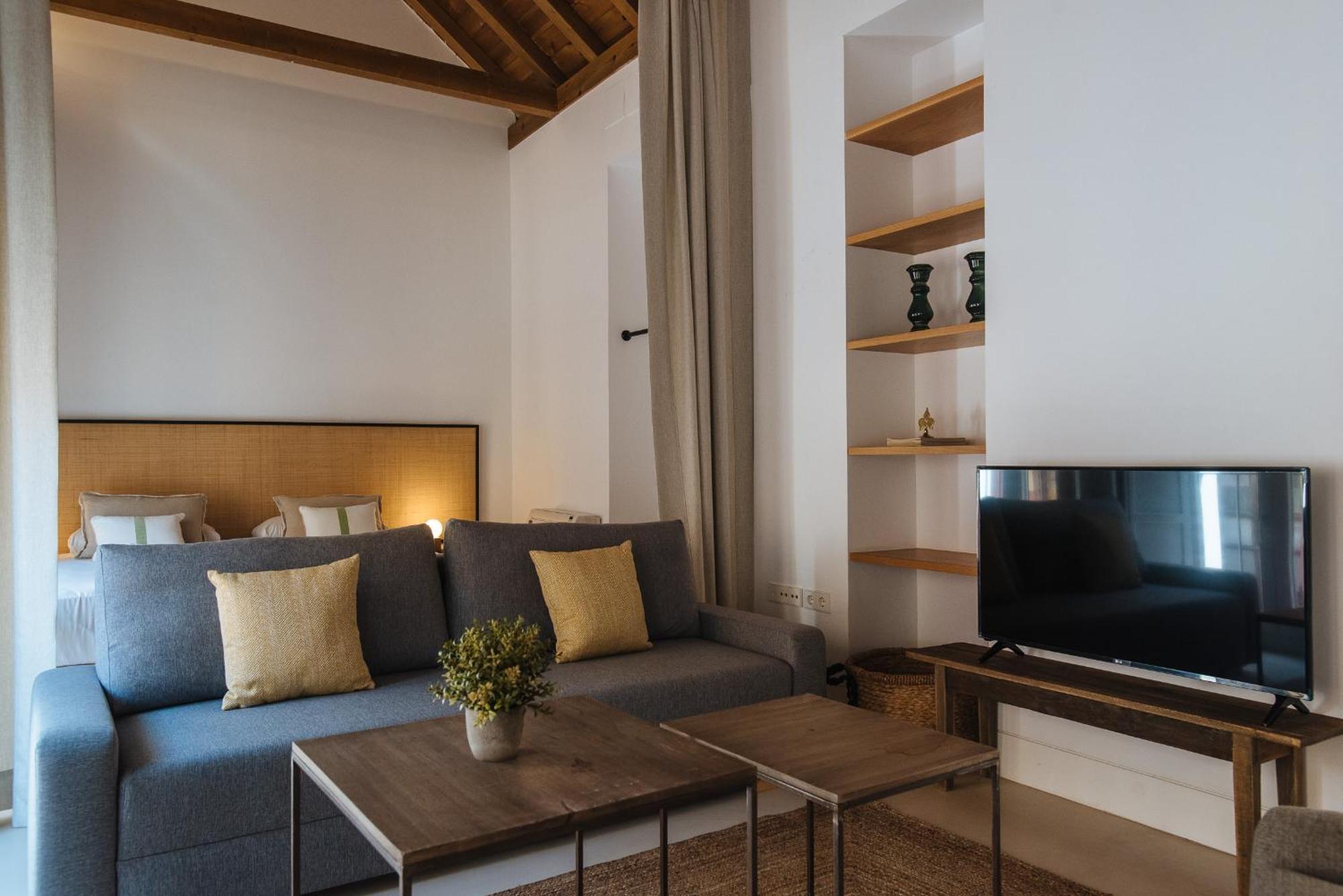 Eva Recommends Castellar Pool & Terrace Apartment Seville Exterior photo